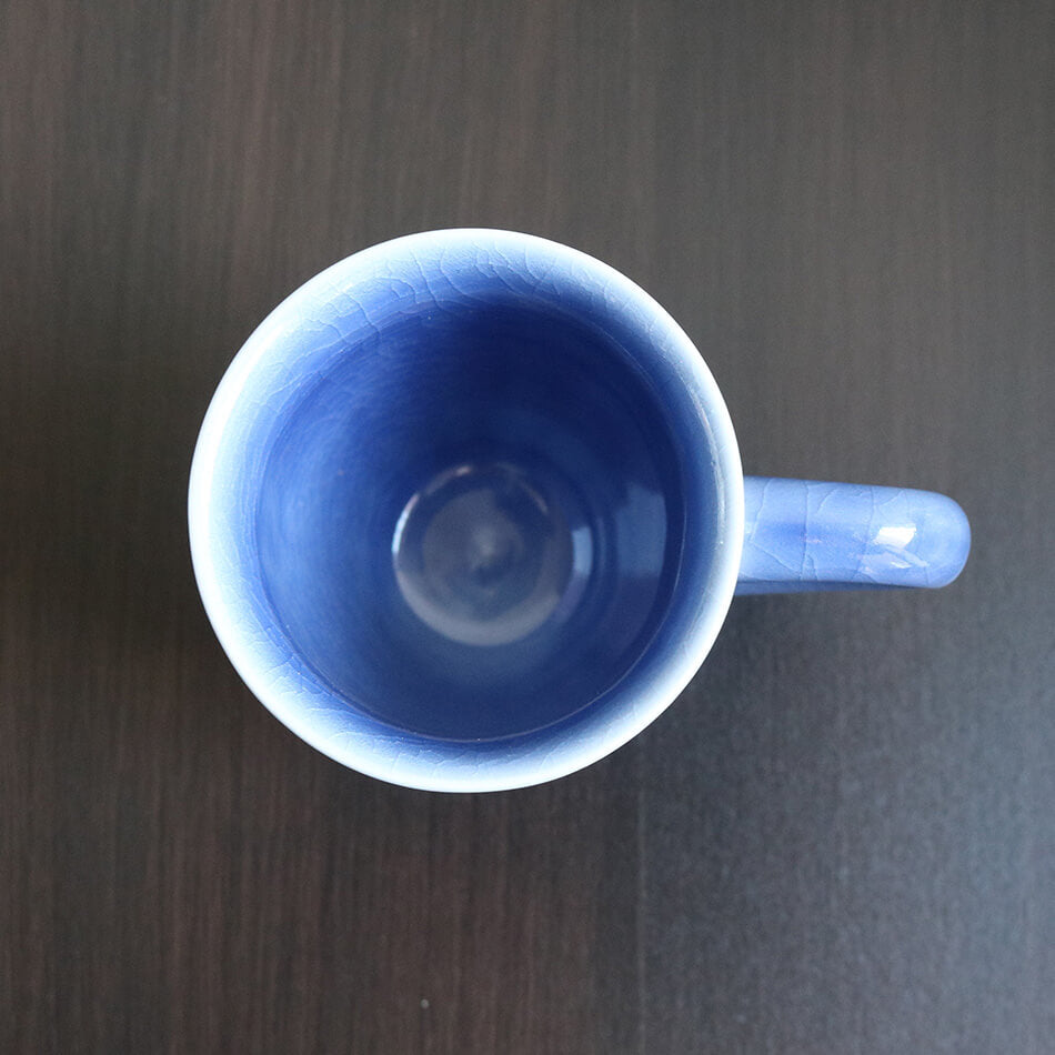 マグカップ 花柄のコーヒーコップ タイ セラドン焼 セラドン焼き タイ王国 焼き物 グリーン 青緑 陶器 食器 器 おしゃれ 海外製 お土産 celadon-012