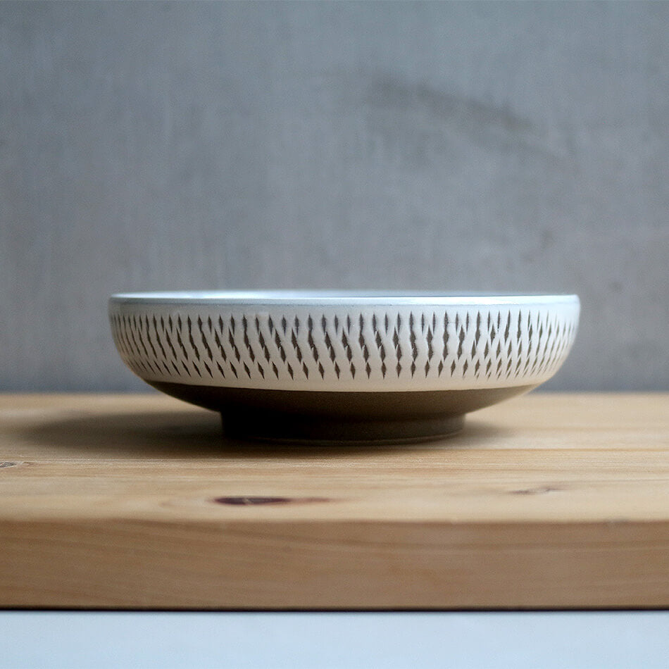 小石原焼 小石原焼き 平鉢 浅鉢 宝山窯 14.0cm 小皿 森山宝山 陶器 器 食器 houzan-005