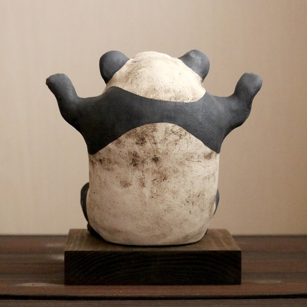 パンダ オブジェ陶器 淵脇克仁作 陶仁 鹿児島 陶芸家 陶器 デフォルメ