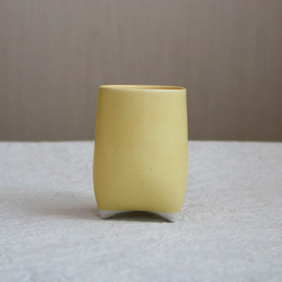 BAGGY PANTS CUP バギーパンツカップ 選べる4カラー 韓国陶磁器 韓国 かわいい コーヒーカップ フリーカップ コップ RUHIGE KERAMIK 陶器 食器 器 キム・ギョシク Kim Kyosik