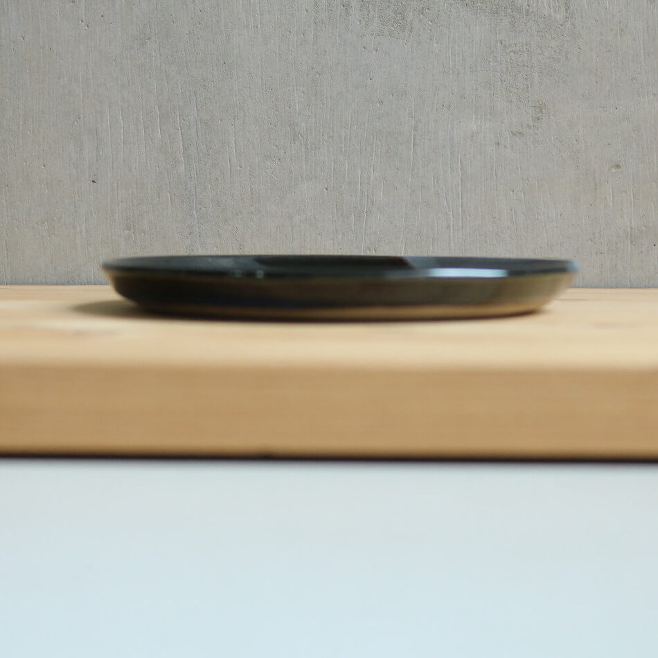 小石原焼 小石原焼き 藍釉 鉄釉掛分 5寸皿 丸皿 小皿 14.5cm 選べるカラー2色 秀山窯 陶器 器 NHK イッピンで紹介