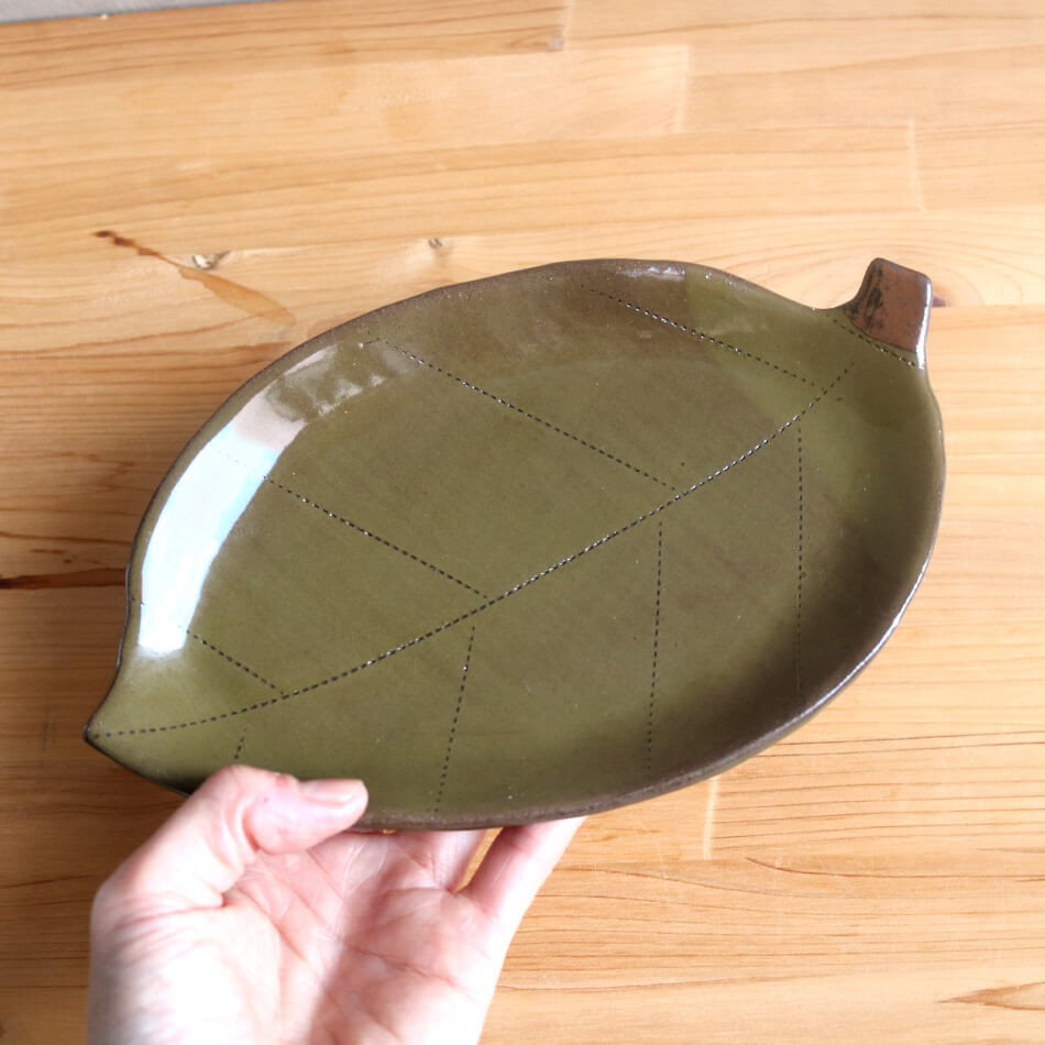 小石原焼 小石原焼き 木の葉皿 デザイン皿 やままる窯 梶原匠太朗 和食器 かわいい 可愛い おしゃれ 陶器 器 食器 yamamaru-004