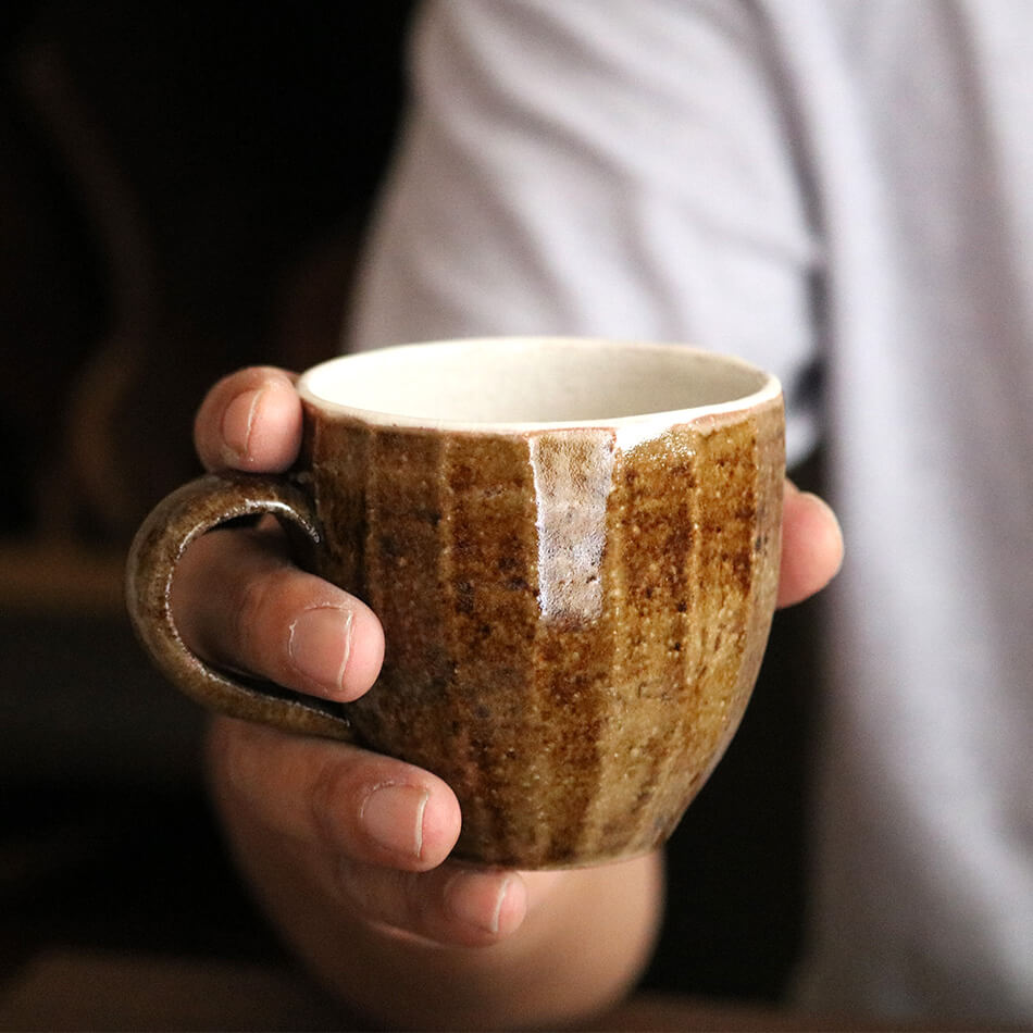 梶原慶治 マグカップ 鎬 ブラウン コーヒーカップ ティーカップ 陶芸作品 個人陶芸家 陶器 器 食器 yo10007