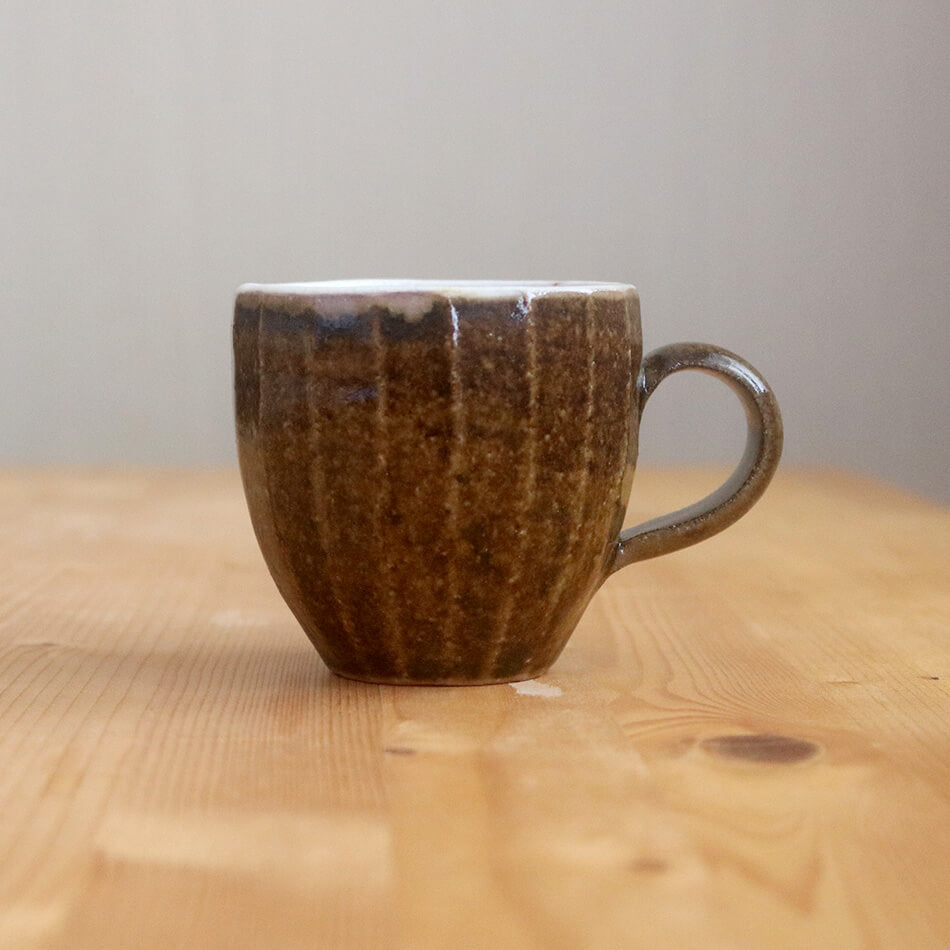 梶原慶治 マグカップ 鎬 ブラウン コーヒーカップ ティーカップ 陶芸作品 個人陶芸家 陶器 器 食器 yo10007