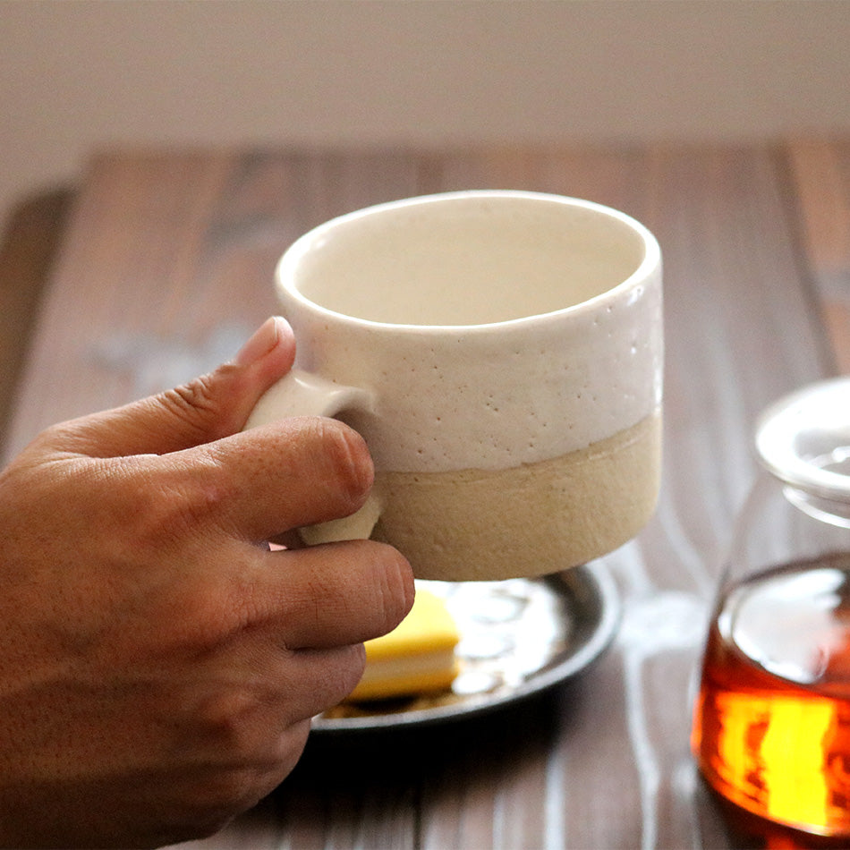梶原慶治 マグカップ 掛分 白 ホワイト コーヒーカップ ティーカップ 陶芸作品 個人陶芸家 陶器 器 食器 yo10008