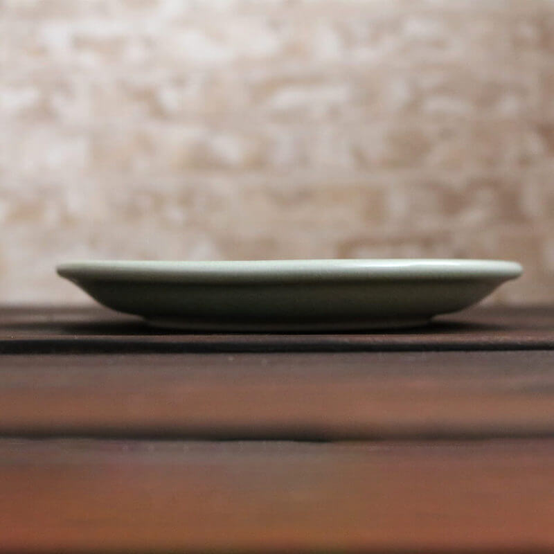 小皿 花柄のお皿 タイ セラドン焼 セラドン焼き タイ王国 焼き物 グリーン 青緑 陶器 食器 器 おしゃれ 海外製 お土産