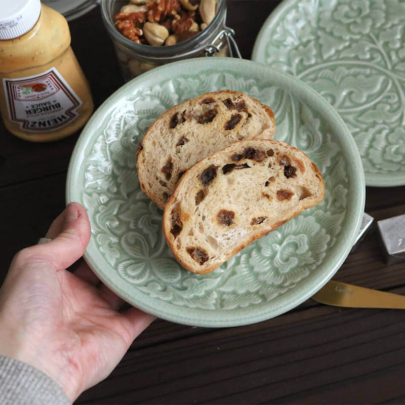 小皿 花柄のお皿 タイ セラドン焼 セラドン焼き タイ王国 焼き物 グリーン 青緑 陶器 食器 器 おしゃれ 海外製 お土産
