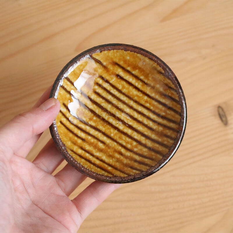 豆皿 小代焼 櫛目の豆皿 ふもと窯 井上尚之 1個ずつの販売 小皿 陶器 食器 作家 おしゃれ 和食器 fumoto-003