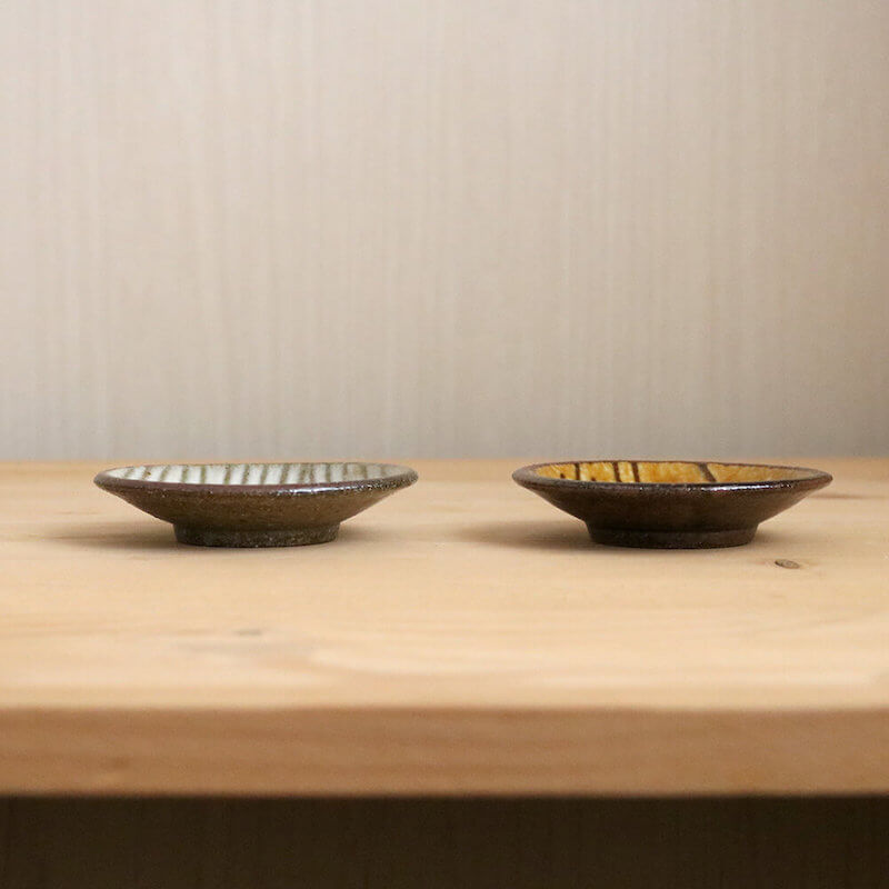 豆皿 小代焼 櫛目の豆皿 ふもと窯 井上尚之 1個ずつの販売 小皿 陶器 食器 作家 おしゃれ 和食器 fumoto-003