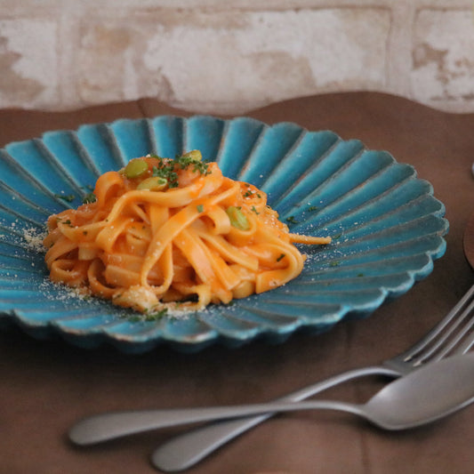 高取焼 高取焼き トルコ青打ち込み輪花皿 大 大皿 プレート皿 ワンプレート 25cm パスタ皿 ろくろ庵 陶器 食器 器