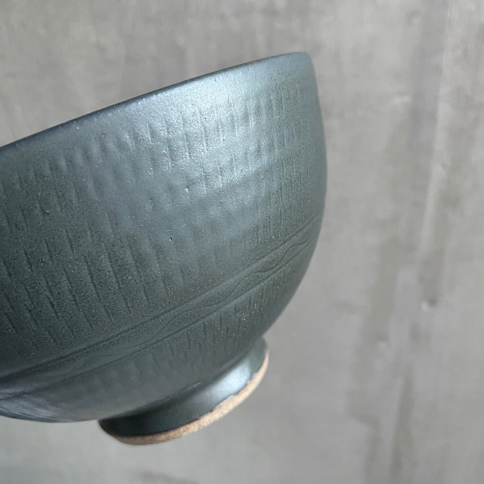 小石原焼 小石原焼き 飛鉋丼 15cm まるた窯 太田 剛速 陶器 食器 器 白釉 黒釉 全2色