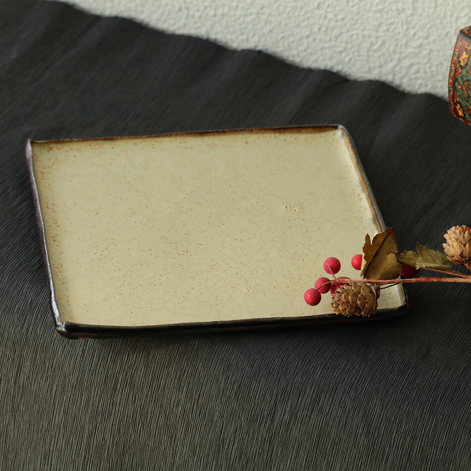 梶原慶治 卯ノ班 角皿 陶芸作品 個人陶芸家 板皿 大皿 陶器 器 食器 おしゃれ
